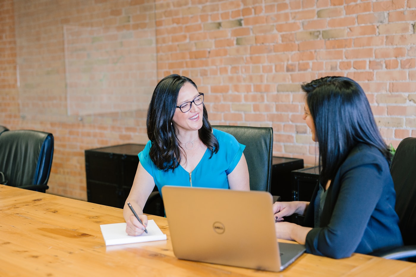 Pitch Deck & Investor Collateral